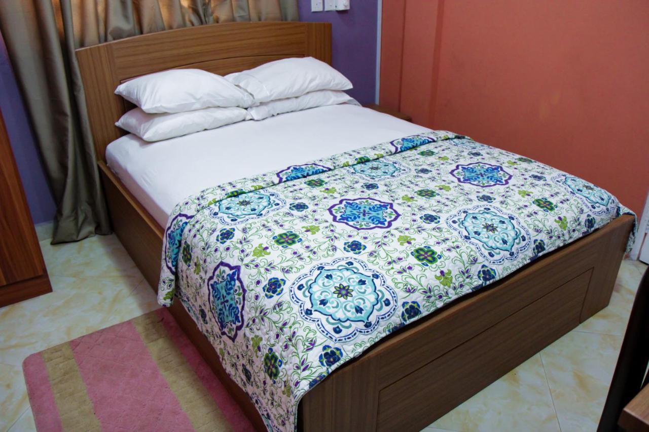 Hilton View Hotel Ogbodjo 外观 照片