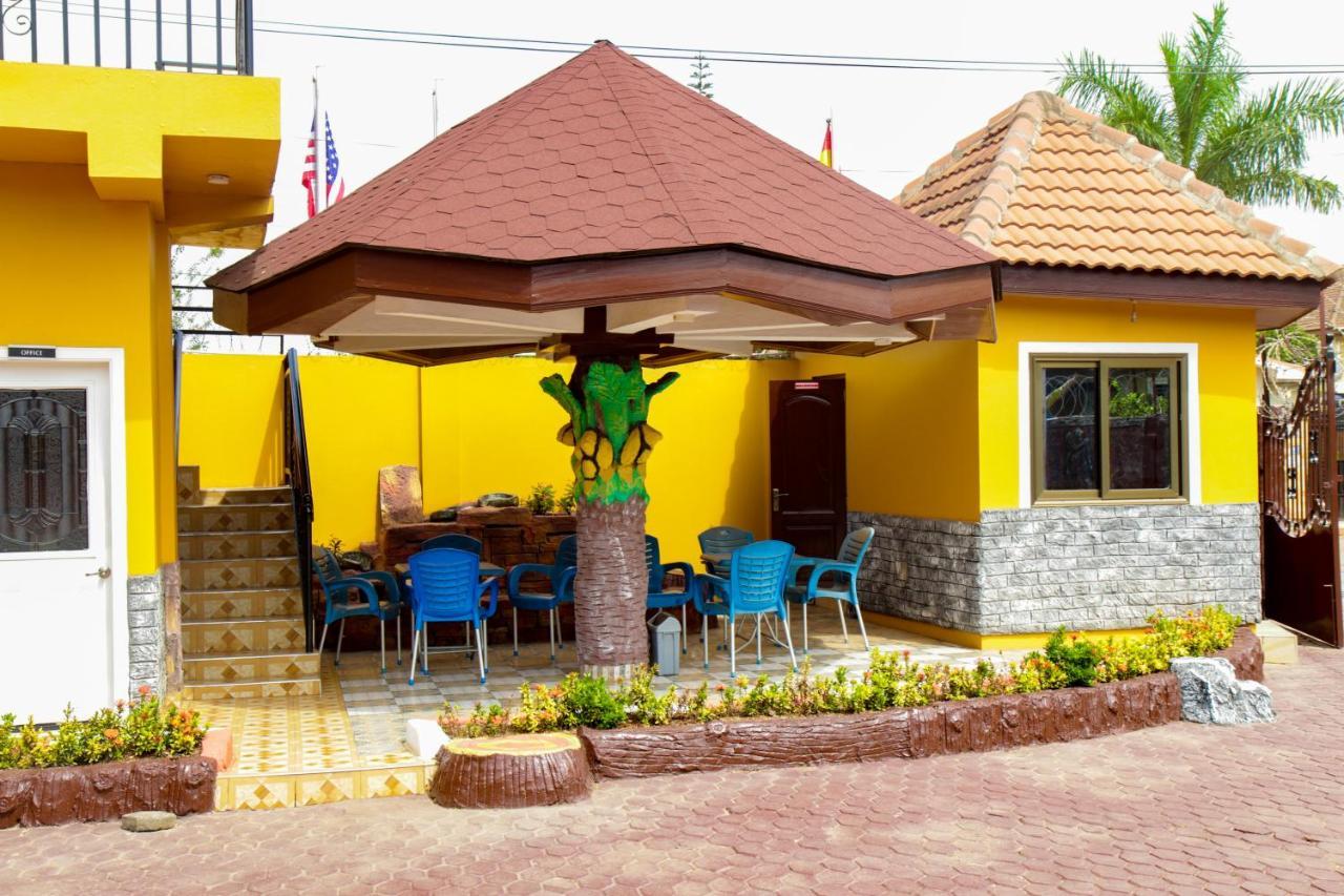 Hilton View Hotel Ogbodjo 外观 照片